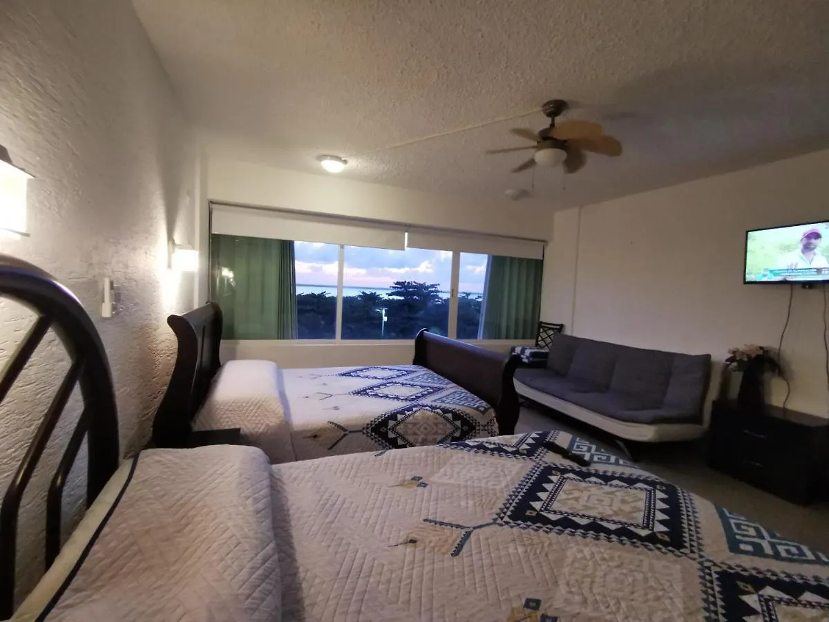 Suites Brisas Cancun 0*,