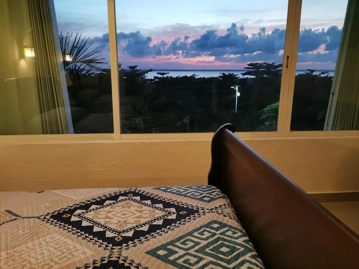 Suites Brisas Cancun