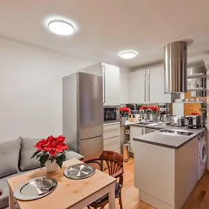  Apartamento Romantic Near Charles Bridge República Checa
