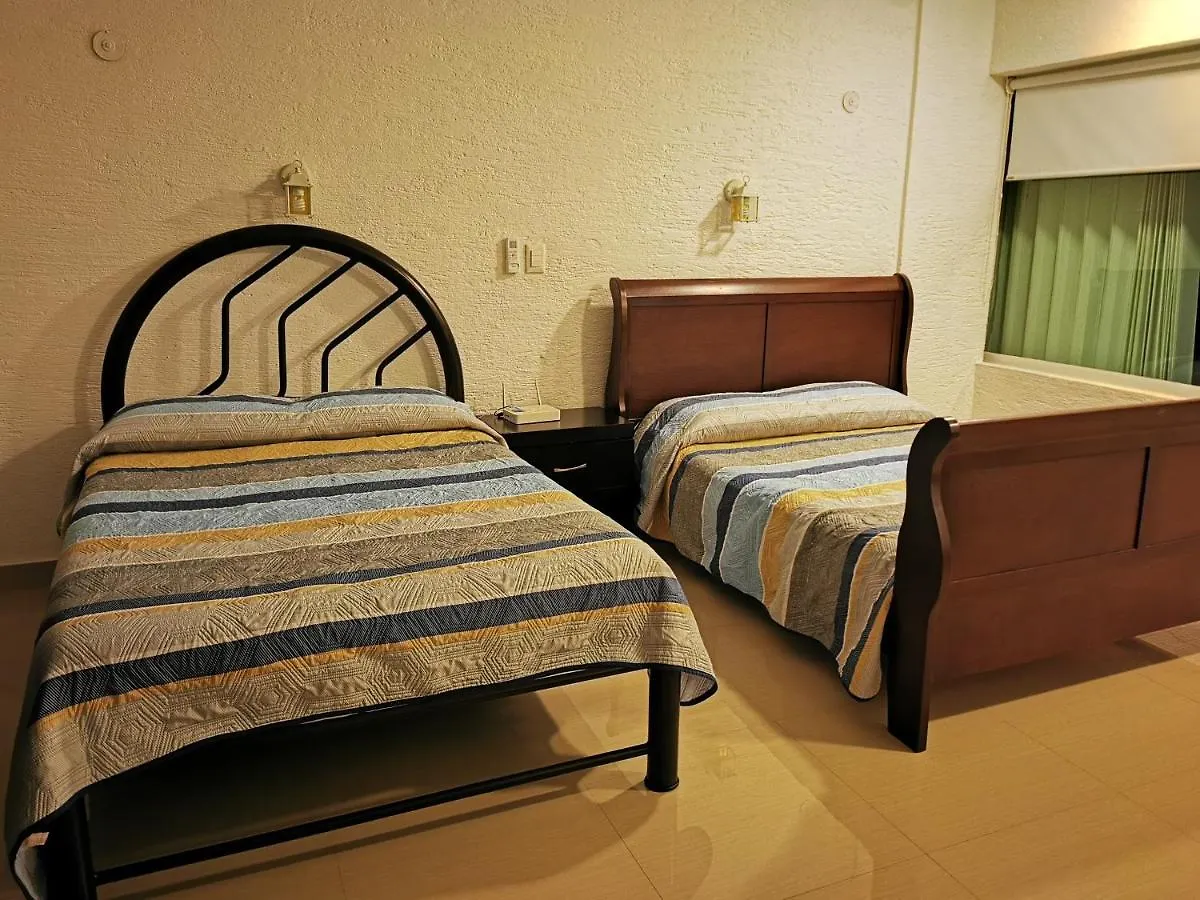 Suites Brisas Cancun 0*,